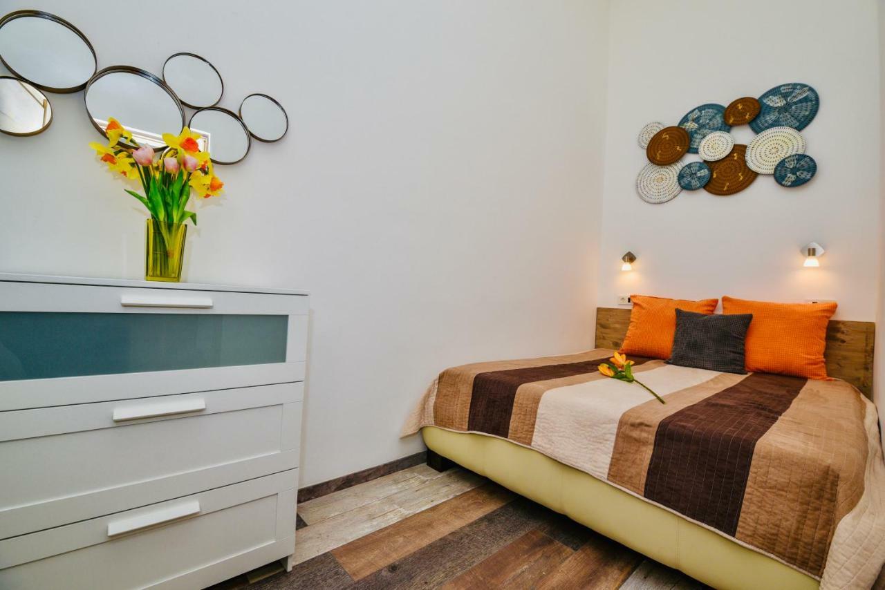 Heart Apartment With Free Private Parking Budapeste Exterior foto