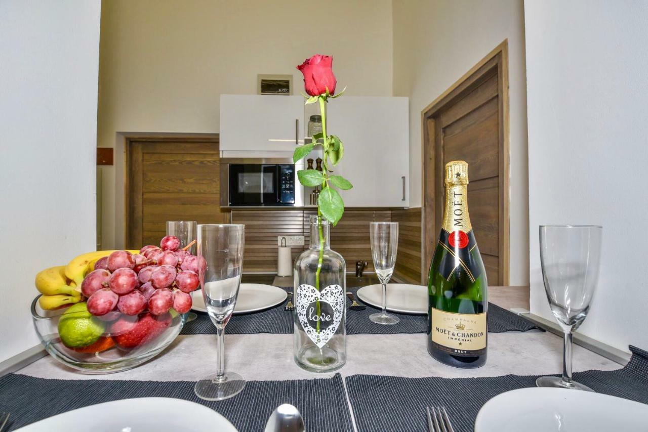 Heart Apartment With Free Private Parking Budapeste Exterior foto
